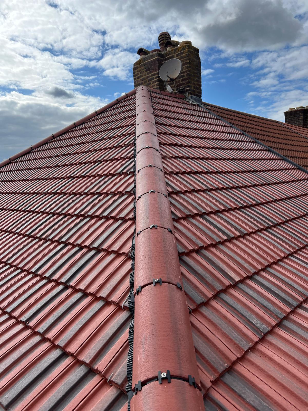 Red Ridge & Hip Re-bed — roofing work in the South