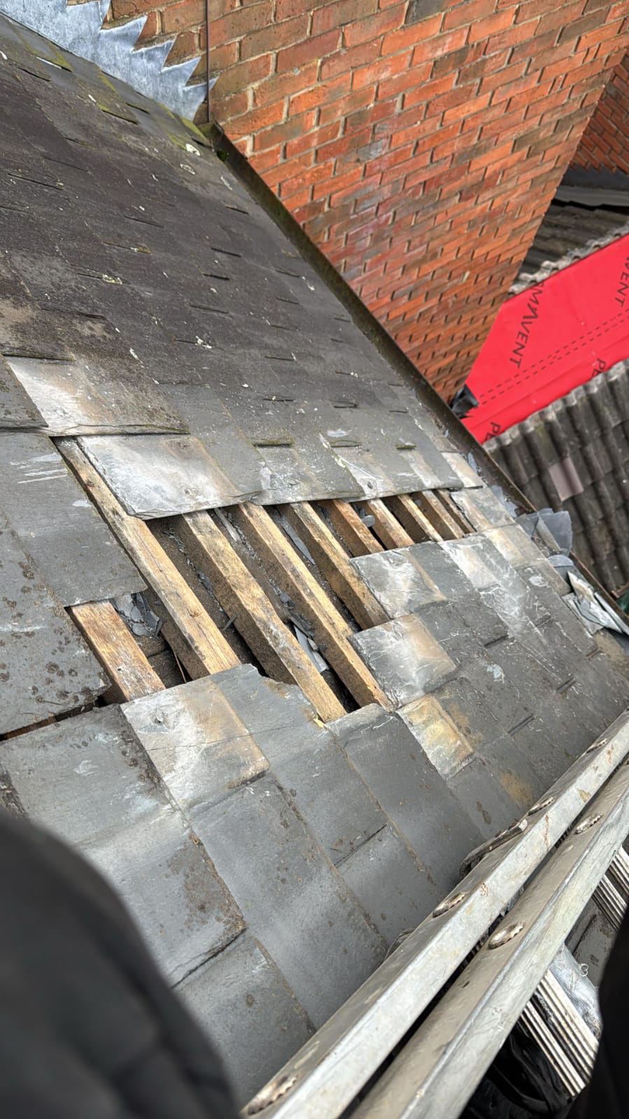 Chimney Repoint & Flashing — South of England